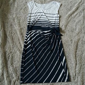 Motherhood Maternity dress